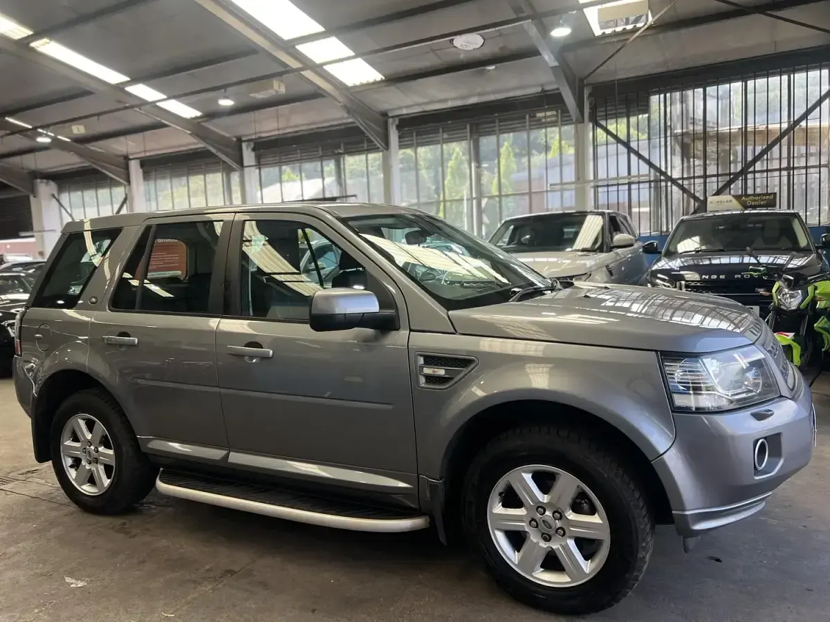 Used Land Rover Freelander 2 150 HP (110 kW) 2012 Grey SUV
