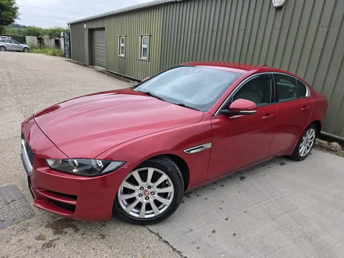 Used Jaguar XE SE 2017 Red Sedan