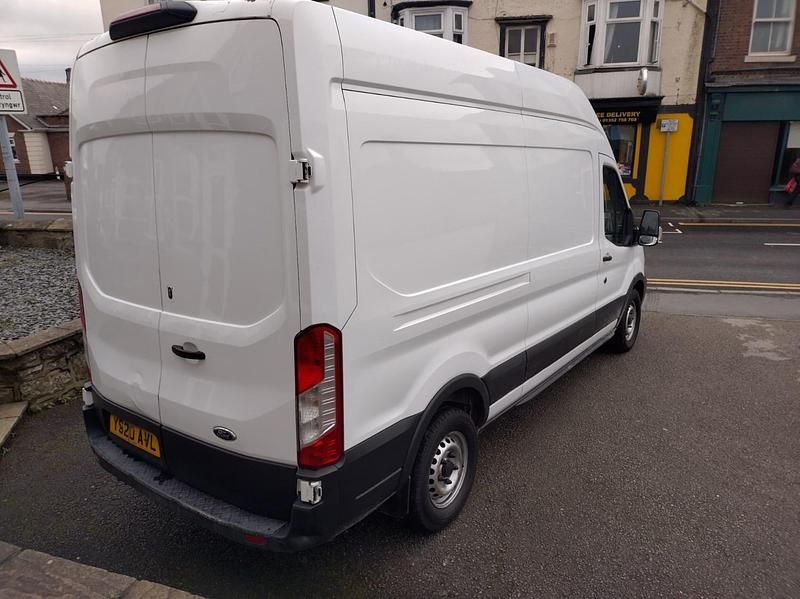 Used Ford Transit 130 HP (95 kW) 2020 White Van