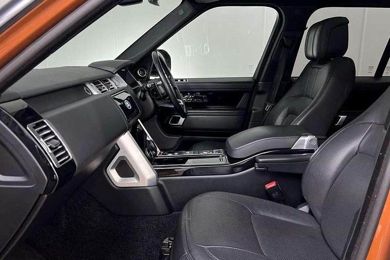 Used Land Rover Range Rover Vogue 271 HP (199 kW) 2019 Orange SUV