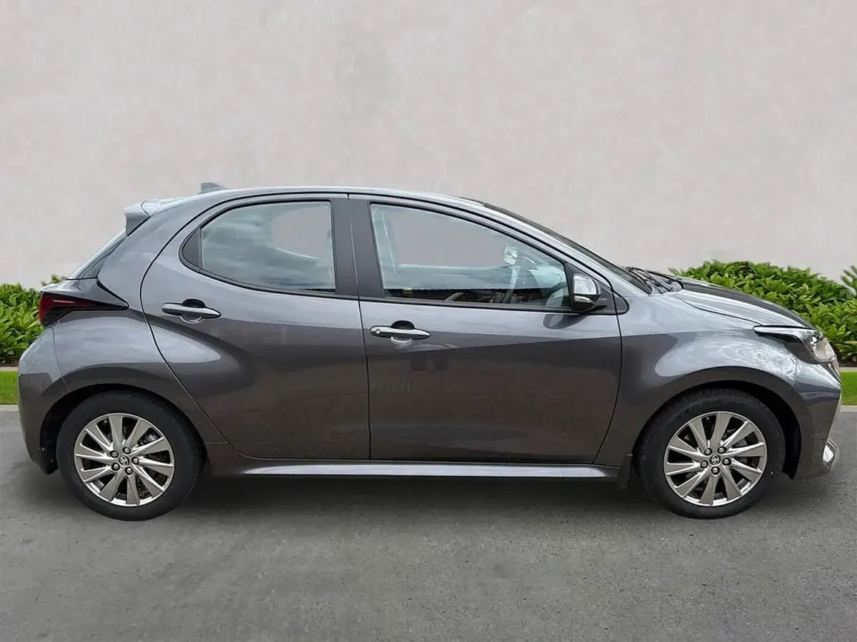 Used Toyota Yaris 116 HP (85 kW) 2023 Grey Hatchback