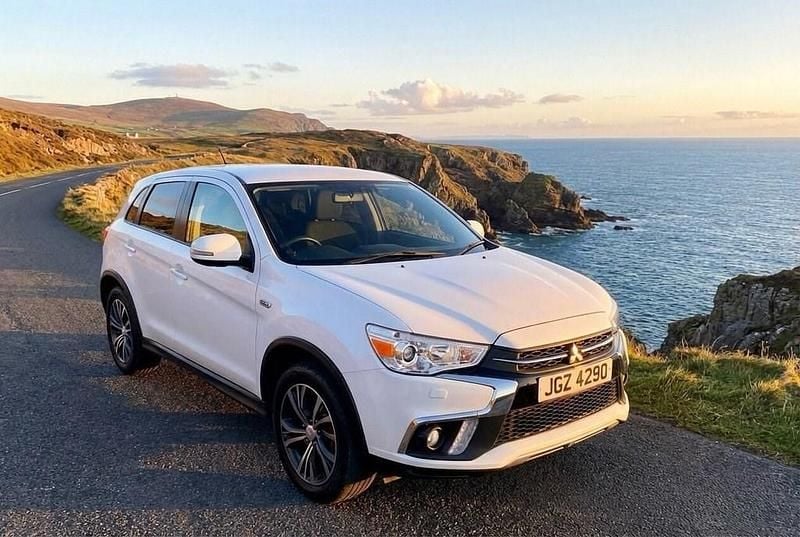 Used Mitsubishi ASX 117 HP (86 kW) 2018 White SUV