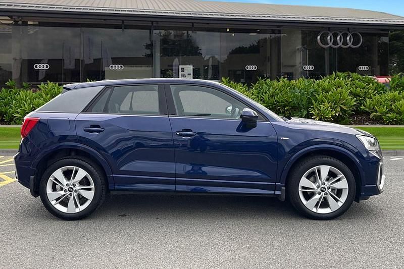 Used Audi Q2 S-Line 150 HP (110 kW) 2023 Blue SUV