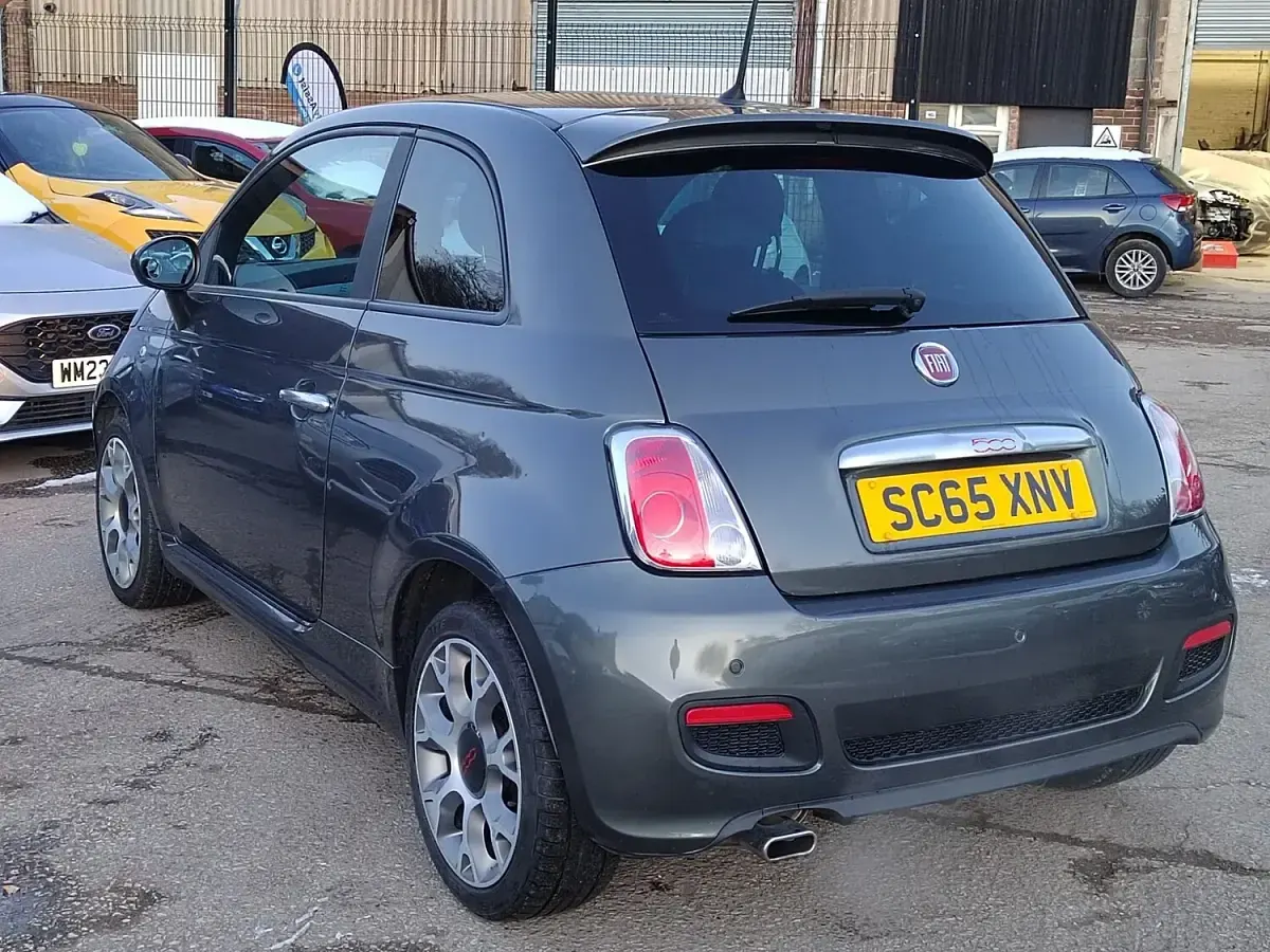 Begagnad Fiat 500 S 68 HK (50 kW) 2015 Grå Halvkombi