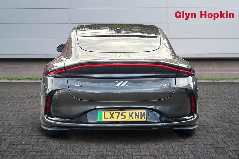 Used MG IM5 300 kW (408 HP) 2025 Silver Hatchback