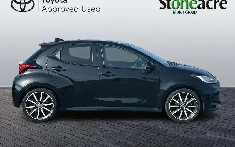 Used Toyota Yaris Sport 116 HP (85 kW) 2022 Hatchback