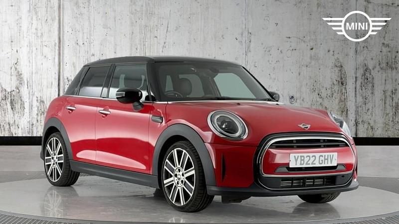 Red Used 2022 Mini Cooper Exclusive Hatchback | £16,997 (Expensive) - Image 1/4