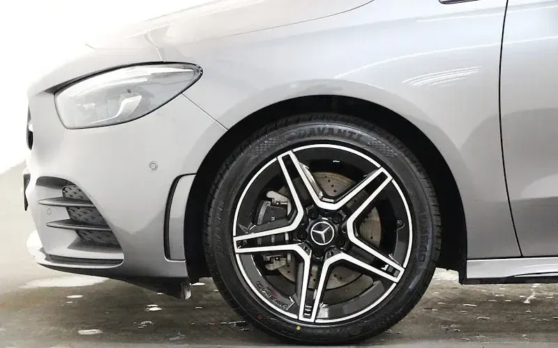 Used Mercedes B250e AMG line 218 HP (160 kW) 2022 Selenite grey Hatchback