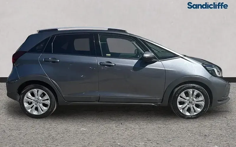 Używany Honda Jazz Hybrid 109 KM (80 kW) 2023 Szary Hatchback