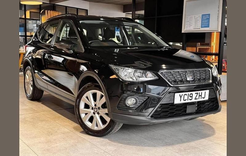 Used Seat Arona SE Technology 94 HP (69 kW) 2019 Black SUV
