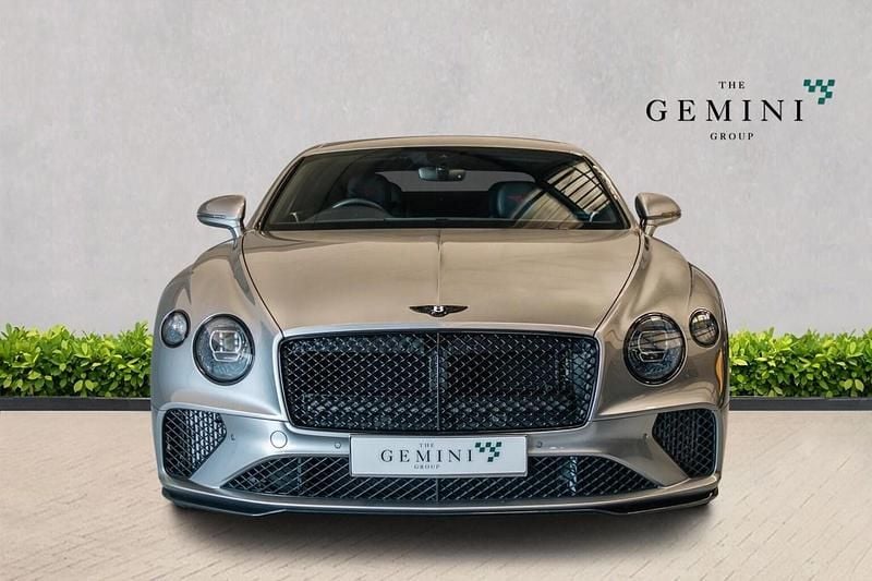 Used Bentley Continental 635 HP (467 kW) 2019 Grey Coupe