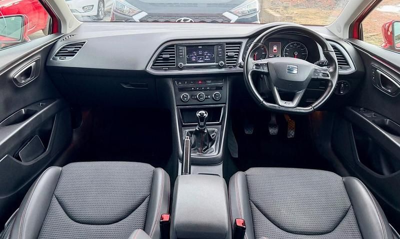 Used Seat Leon FR 2015 Red Hatchback