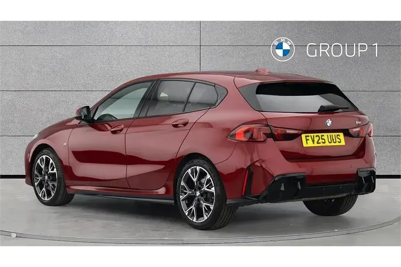 Gebraucht BMW 120 M Sport 156 PS (114 kW) 2025 Rot Kleinwagen