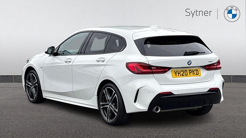 Used BMW 118 M Sport 138 HP (101 kW) 2020 White Hatchback