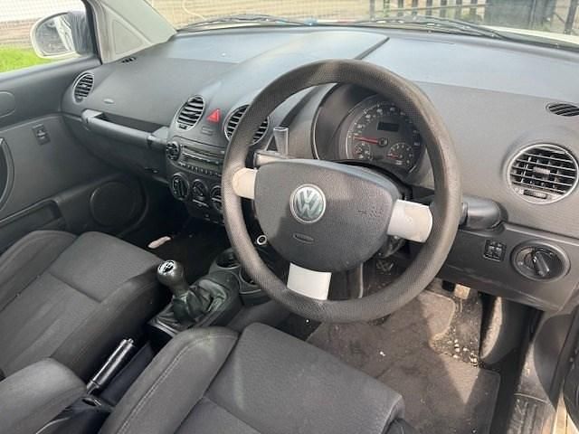 Used VW Beetle 2006 White Hatchback