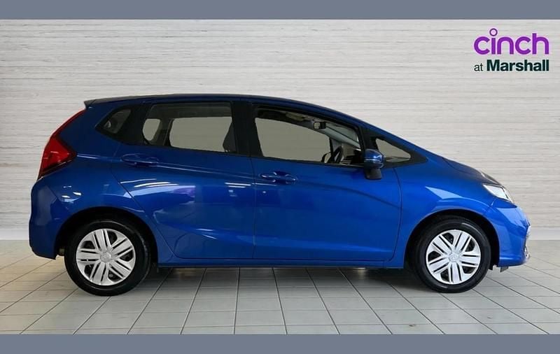 Used Honda Jazz S 101 HP (74 kW) 2019 Blue Hatchback