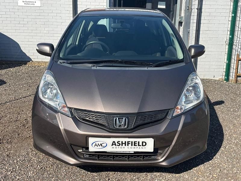Used Honda Jazz ES 99 HP (72 kW) 2012 Brown Hatchback