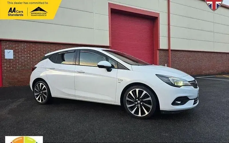Gebraucht Vauxhall Astra SRi 145 PS (106 kW) 2020 Kleinwagen