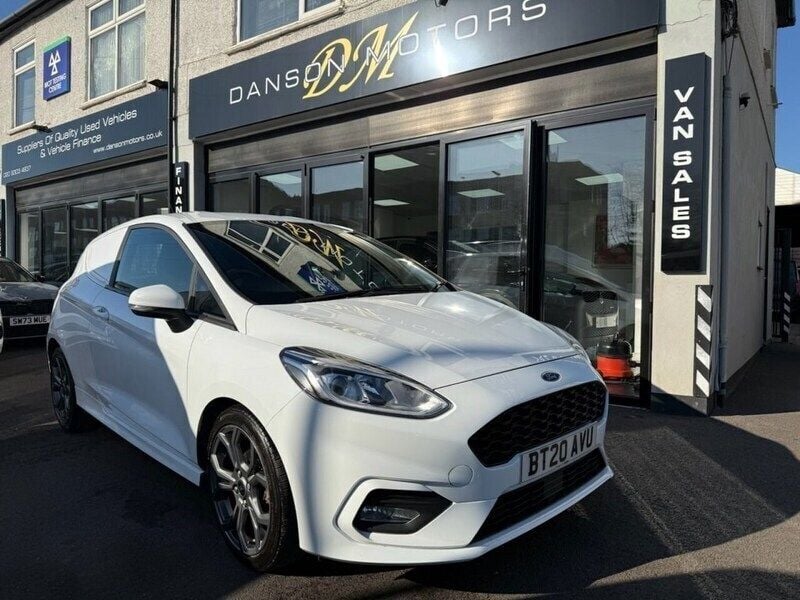 White Used 2020 Ford Fiesta Sport Hatchback | £8,950 (Fair price) - Image 1/4