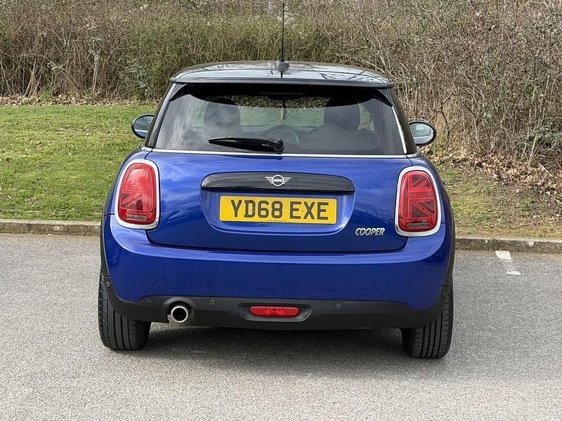 Used Mini Cooper Hatch 136 HP (100 kW) 2018 Blue Hatchback