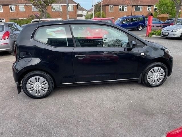 Begagnad VW up! move up! 2013 Svart Halvkombi