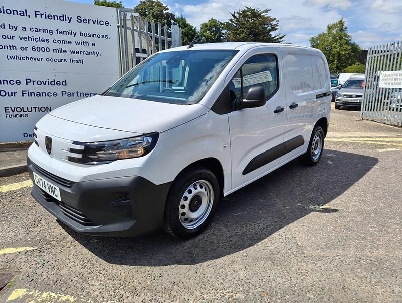 White Used 2024 Peugeot Partner MPV | £16,495 (Expensive) - Image 1/4