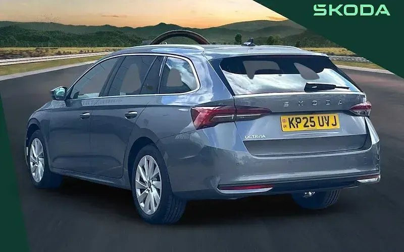 Usado Skoda Octavia SE L 150 CV (110 kW) 2025 Gris Familiar
