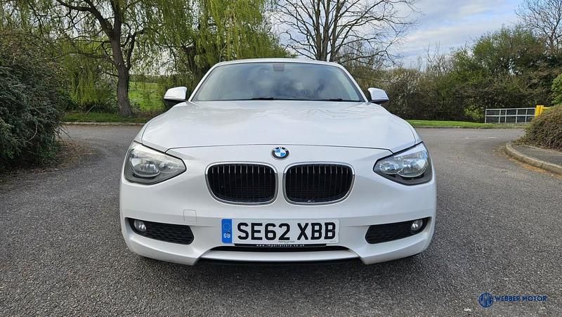 Used BMW 118 Comfort Edition 143 HP (105 kW) 2012 White Hatchback