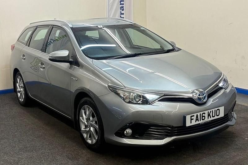 Used Toyota Auris Touring Sports 136 HP (100 kW) 2016 Estate