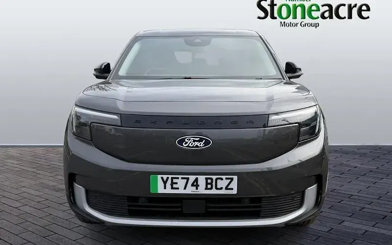 Used Ford Explorer Select 210 kW (286 HP) 2025 SUV
