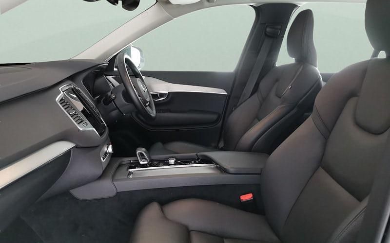 Usado Volvo XC90 Core 250 HP (183 kW) 2025 SUV