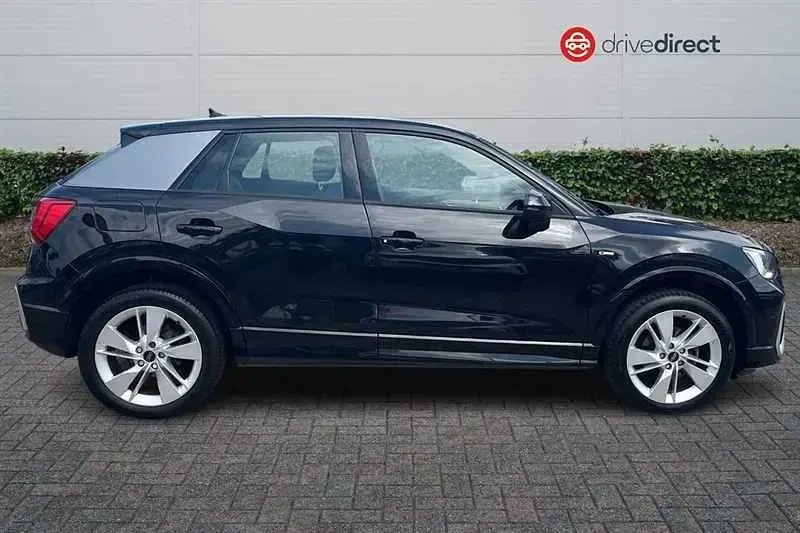 Used Audi Q2 S-Line 150 HP (110 kW) 2023 Black SUV