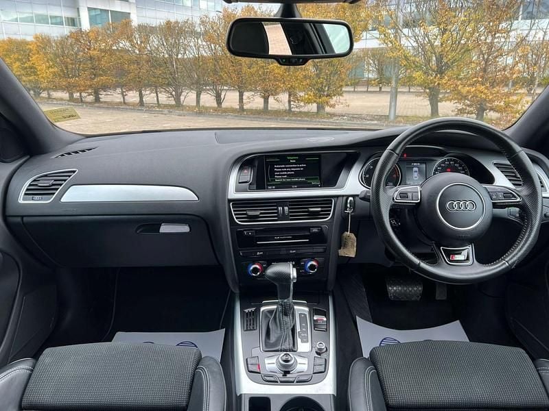 Used Audi A4 S-Line 150 HP (110 kW) 2015 Silver Sedan