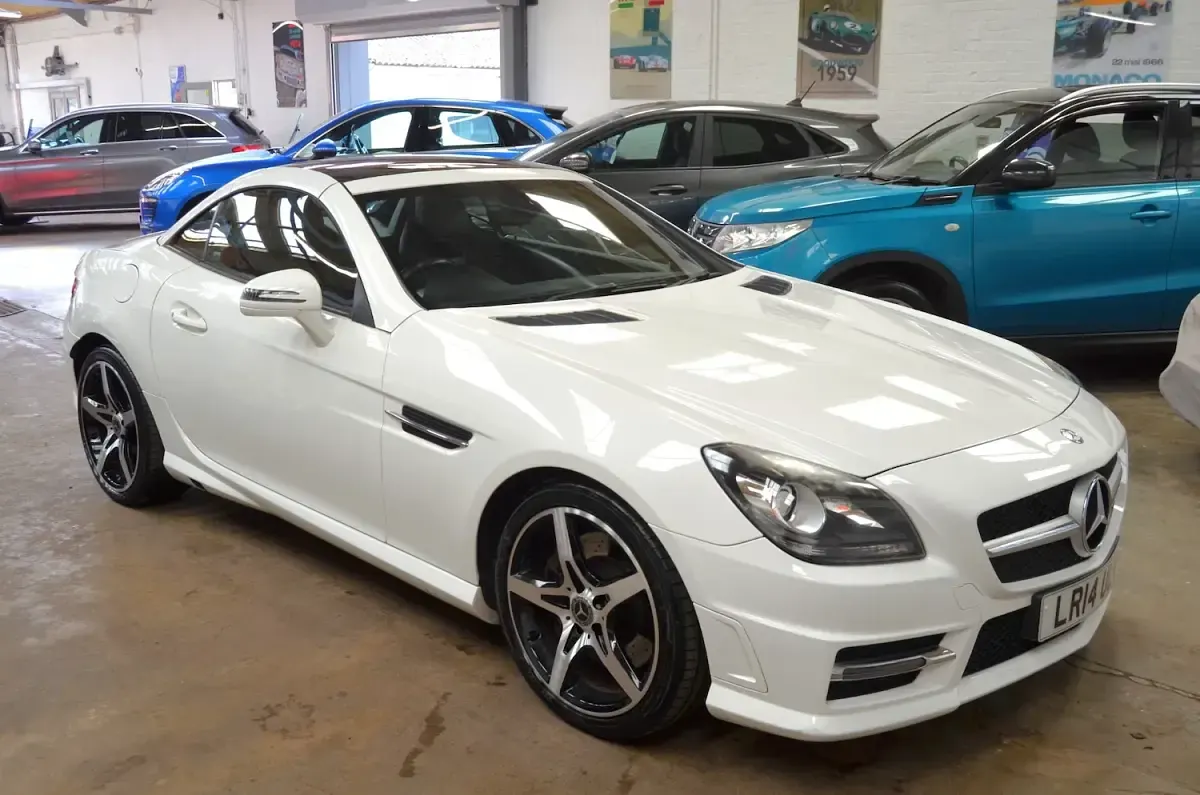 Used Mercedes SLK250 AMG 2014 White Cabriolet