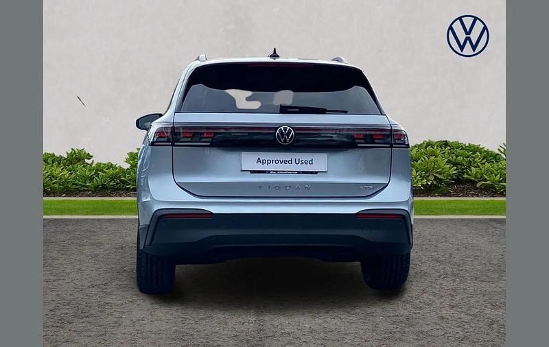 New VW Tiguan Match 128 HP (94 kW) 2025 Silver SUV