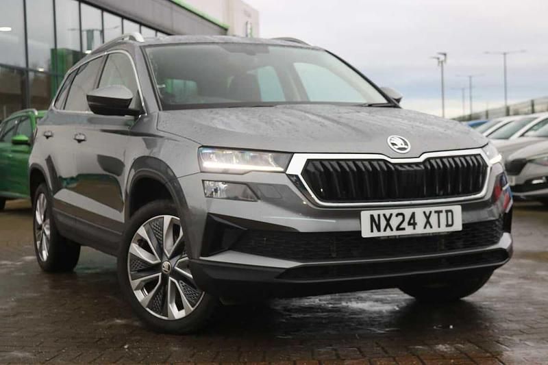 Graphite grey metallic Used 2024 Skoda Karoq SE L SUV | £21,995 (Fair price) - Image 1/4