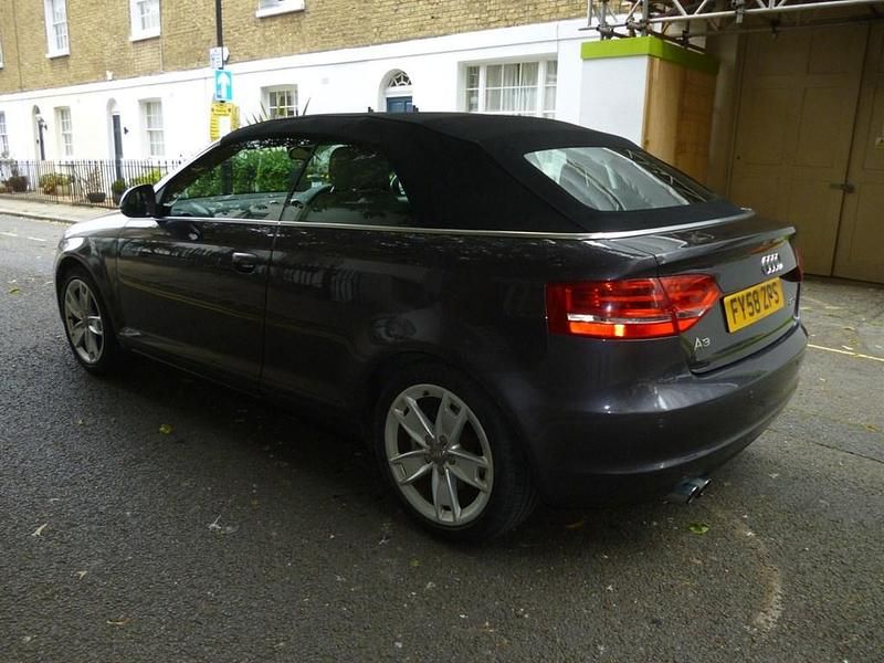 Usado Audi Cabriolet Sport 2009 Cinzento Cabrios