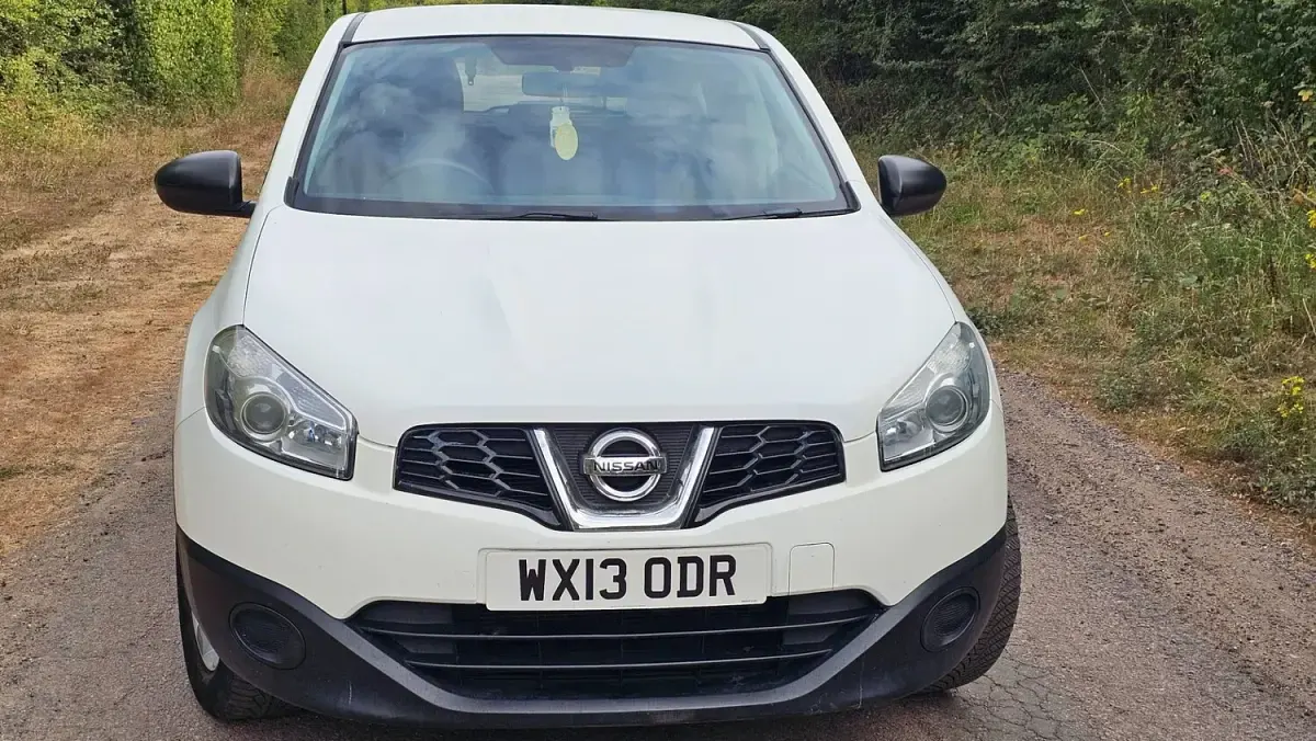 Used Nissan Qashqai Visia 2013 White SUV