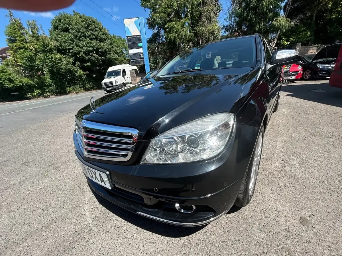 Used Mercedes C200 Elegance 2008 Metallic black Sedan