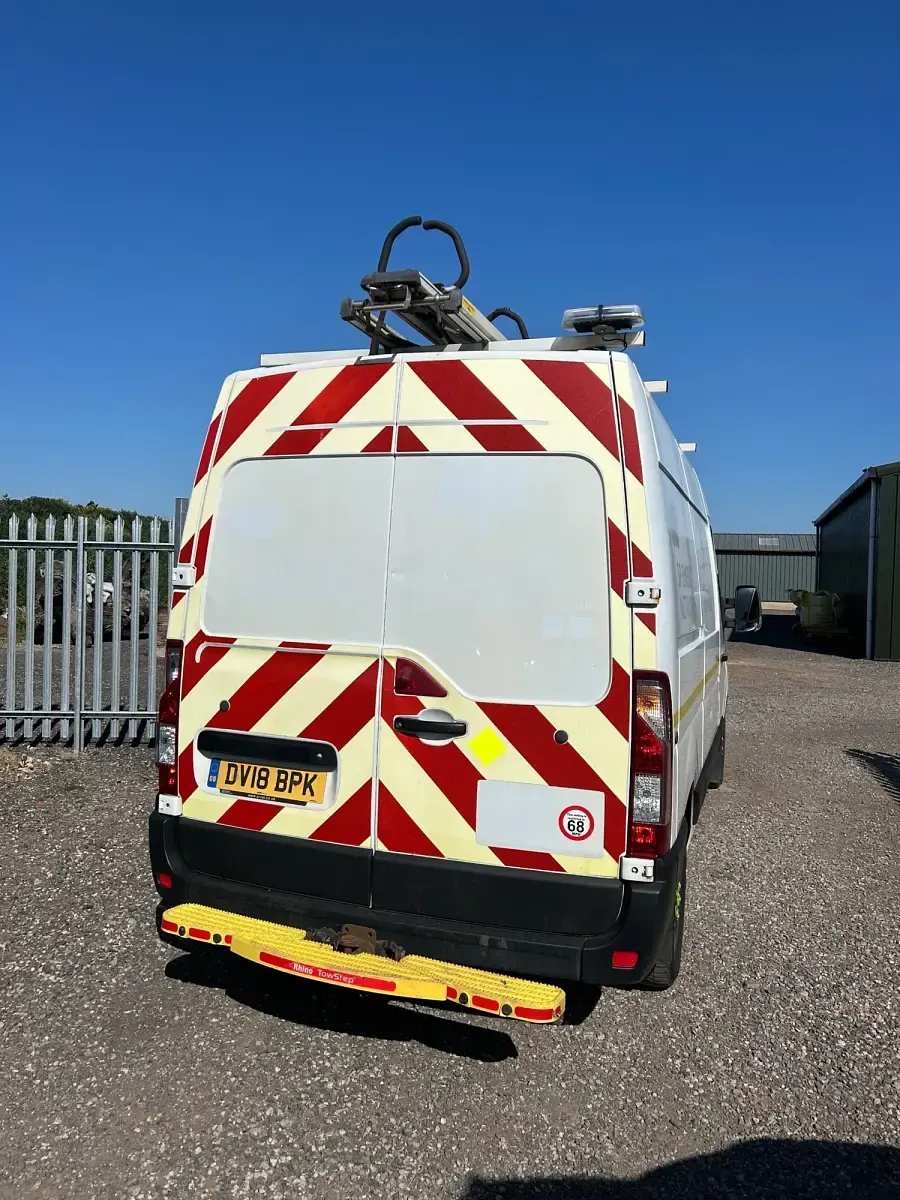 Second-hand Vauxhall Movano 130 CP (95 kW) 2018 Alb Monovolum