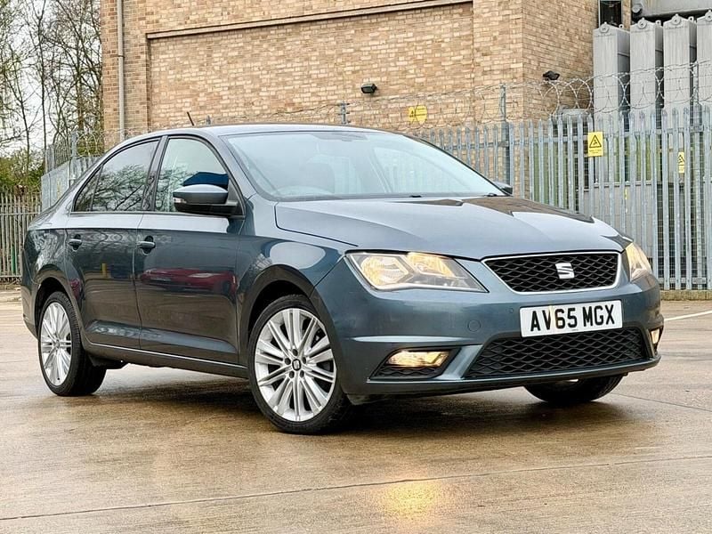 Used Seat Toledo Style 110 HP (80 kW) 2015 Grey Hatchback