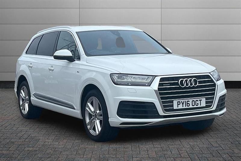 Used Audi Q7 S-Line 218 HP (160 kW) 2016 Pure white SUV