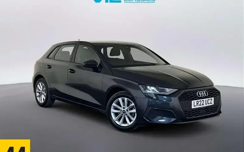 Second-hand Audi A3 Sportback 110 CP (80 kW) 2023 Hatchback