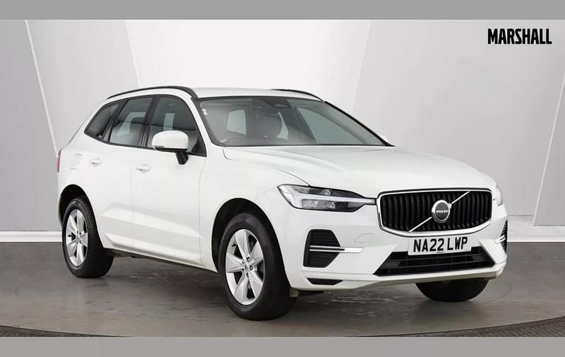 White Used 2022 Volvo XC60 Momentum SUV | £28,910 (Good price) - Image 1/4