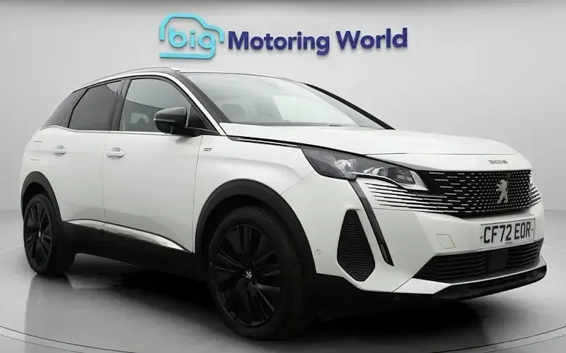 Used Peugeot 3008 Premium 131 HP (96 kW) 2022 SUV
