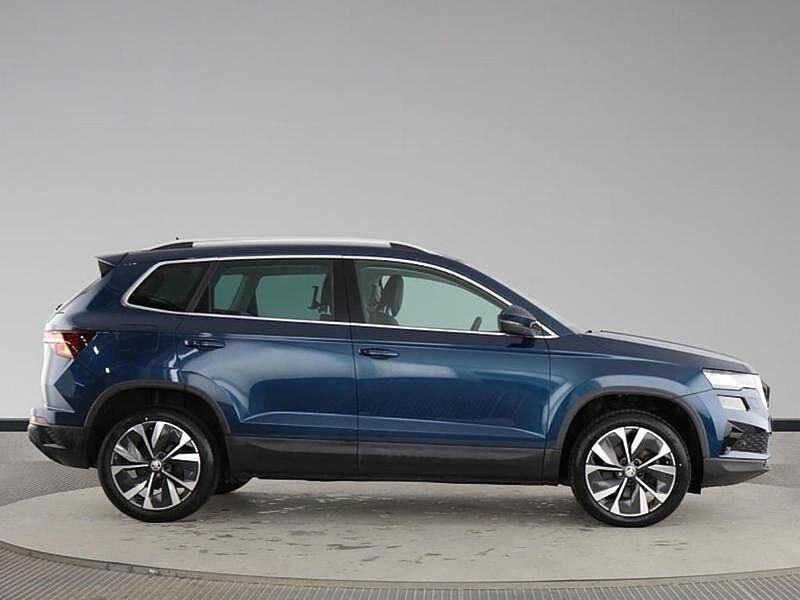 Used Skoda Karoq SE L 110 HP (80 kW) 2022 Petrol blue metallic SUV
