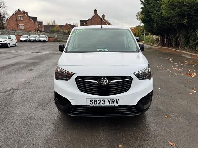 Used Vauxhall Combo 100 HP (73 kW) 2023 White Van
