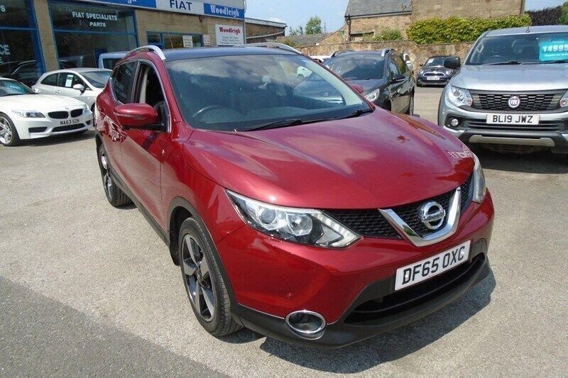 Red Used 2015 Nissan Qashqai N-TEC SUV | £8,495 (Fair price) - Image 1/1