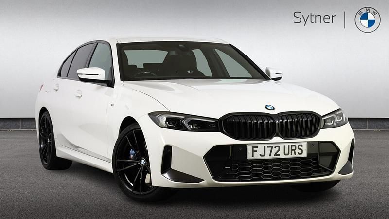 White Used 2022 BMW 330 M Sport | £32,500 (A bit pricey) - Image 1/4