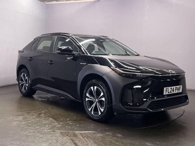 Black Used 2024 Toyota bZ4X PURE SUV | £20,999 (Good price) - Image 1/4